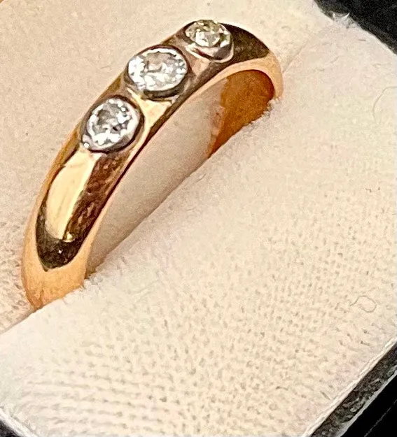 1920's European Solid Rose Gold 3-Old Mine Diamond Unisex Ring - $8K APR Value w/ CoA}