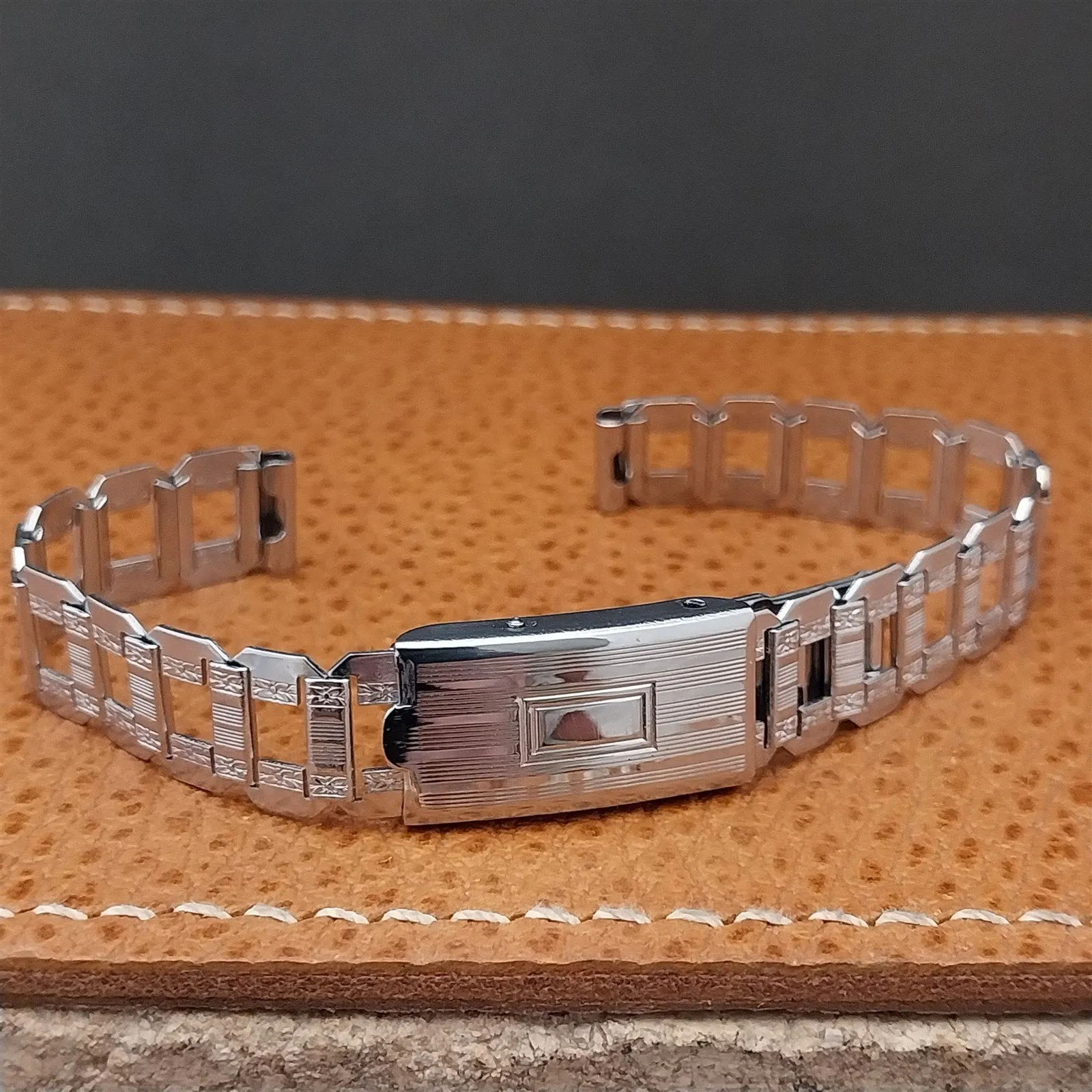 1930s Gemex Pontiac Chromium Plated Ladder Link Womens nos Vintage Watch Band
