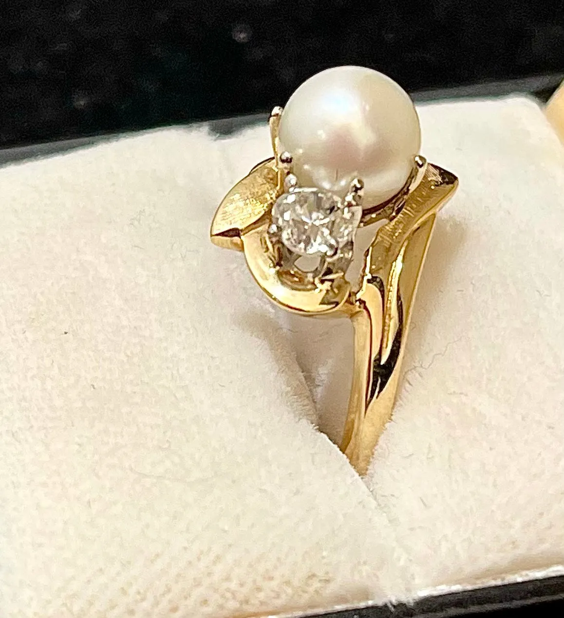 1940s Designer SYG w Pearl & Diamond Ring - $8K APR Value w/CoA}