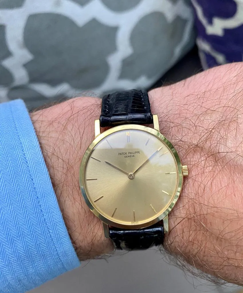 1964 Patek Philippe Vintage Mens Midsize Ultra Thin Watch, Ref. 3512 - 18K Gold