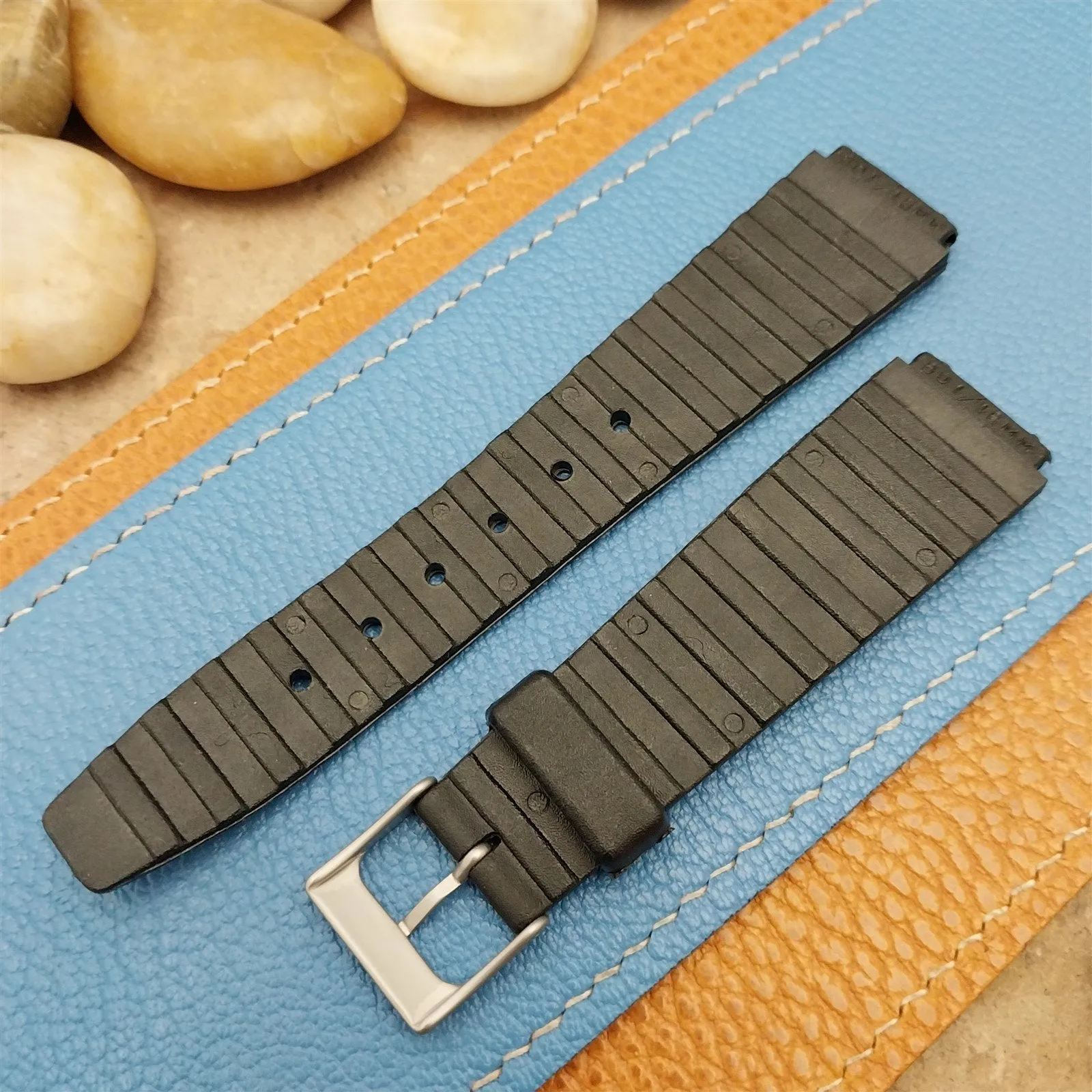 1970s 18mm Skindiver Oyster Diver & Bead Blasted Buckle Unused Vintage Watch Band