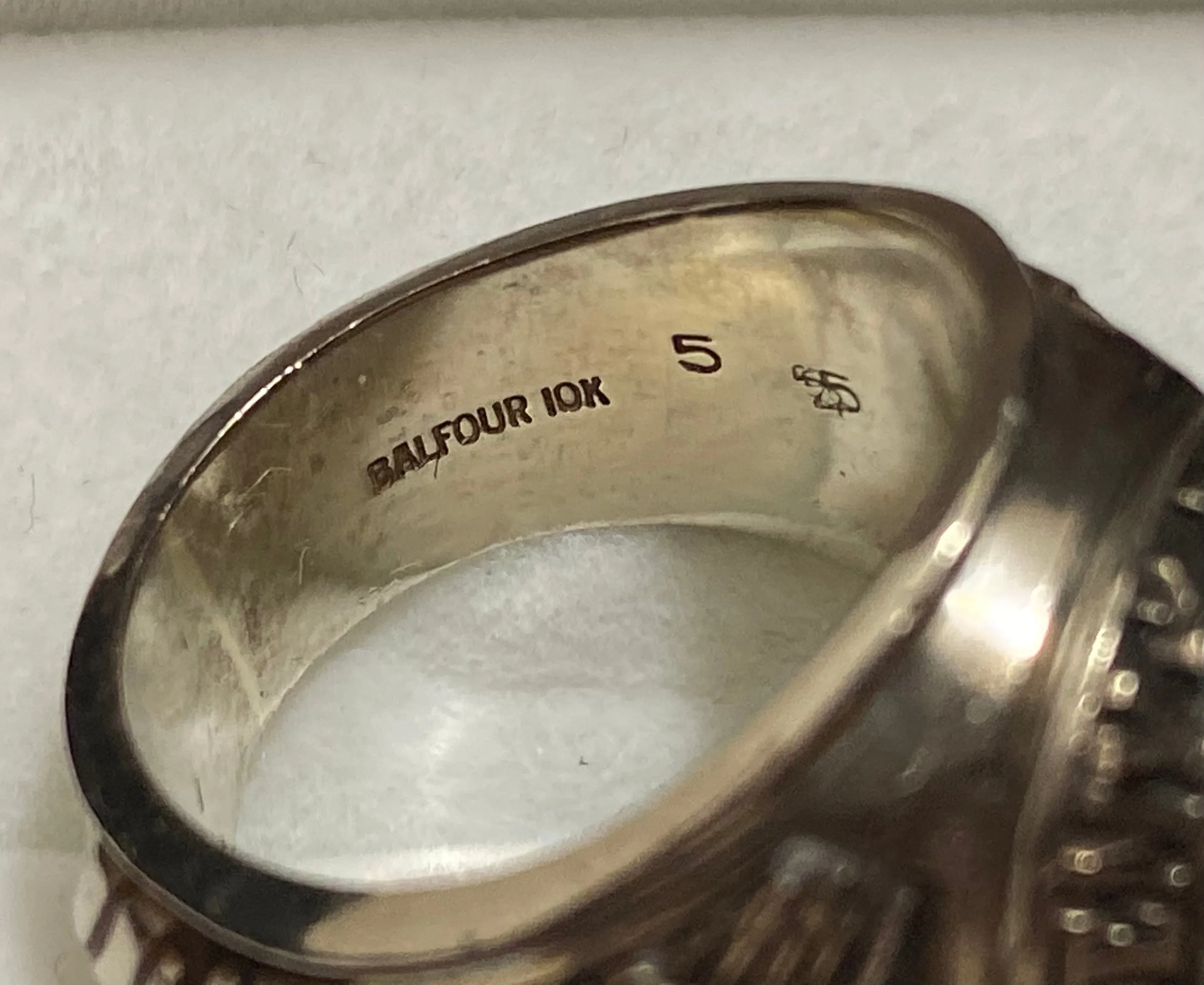 1976 Frederick Military Academy Ring in Solid White Gold - $6K Appraisal Value w/CoA}