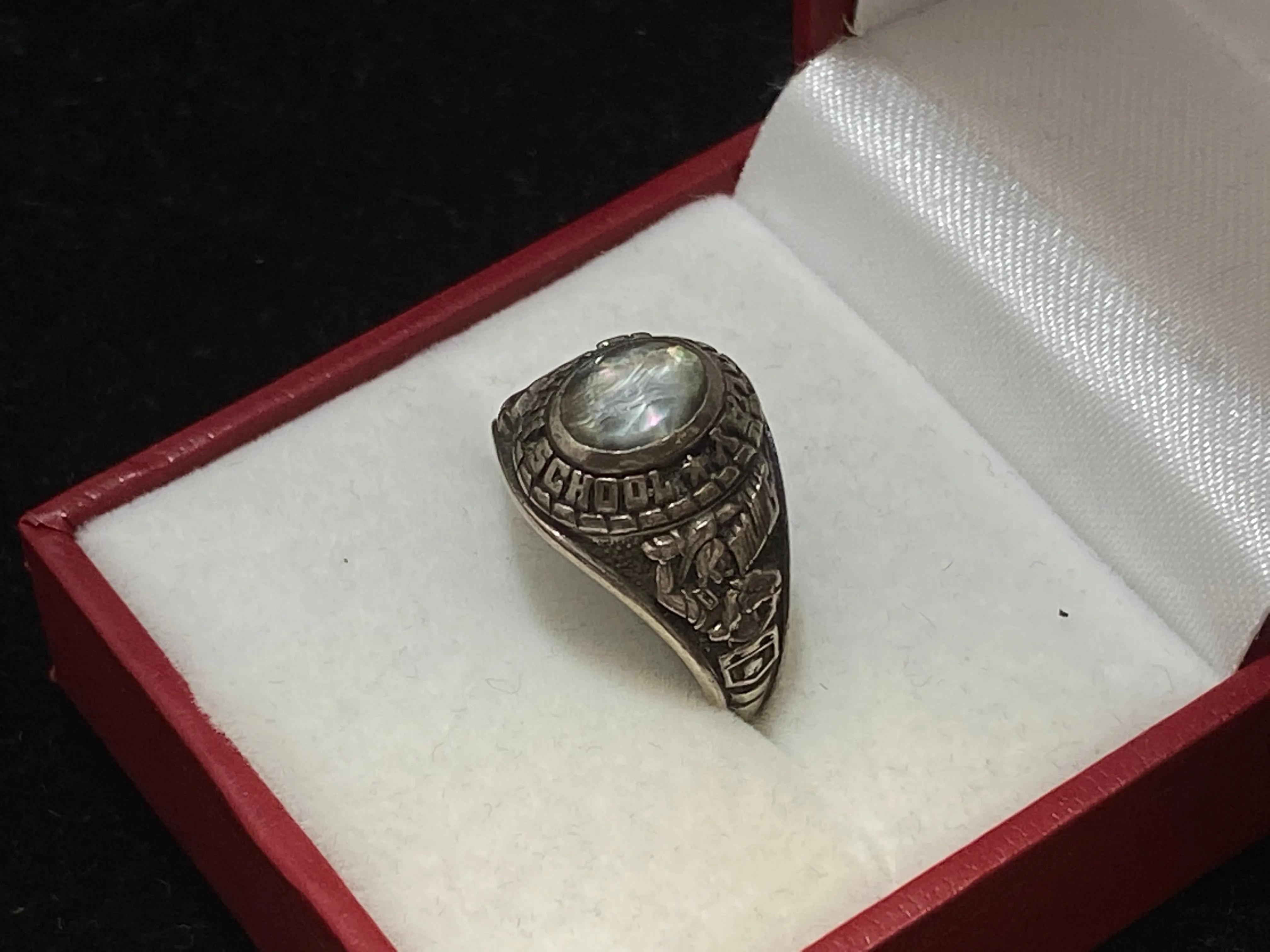 1977 Findlay High School Class Ring in Sterling Silver - $3K Appraisal Value w/CoA}