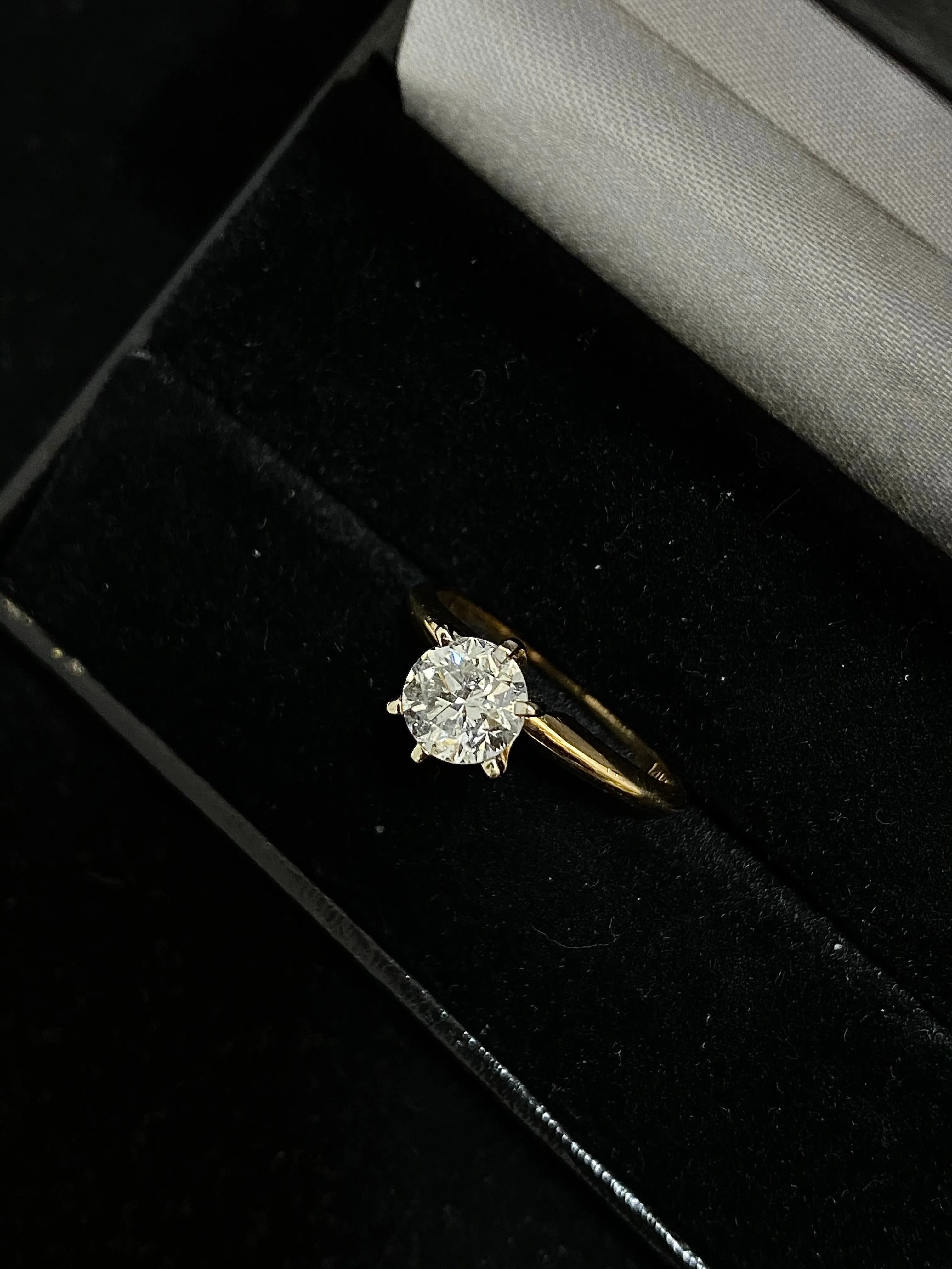 1980's Unique Designer's Solid Yellow Gold Diamond Solitaire Engagement Ring - $10K Appraisal Value w/CoA}