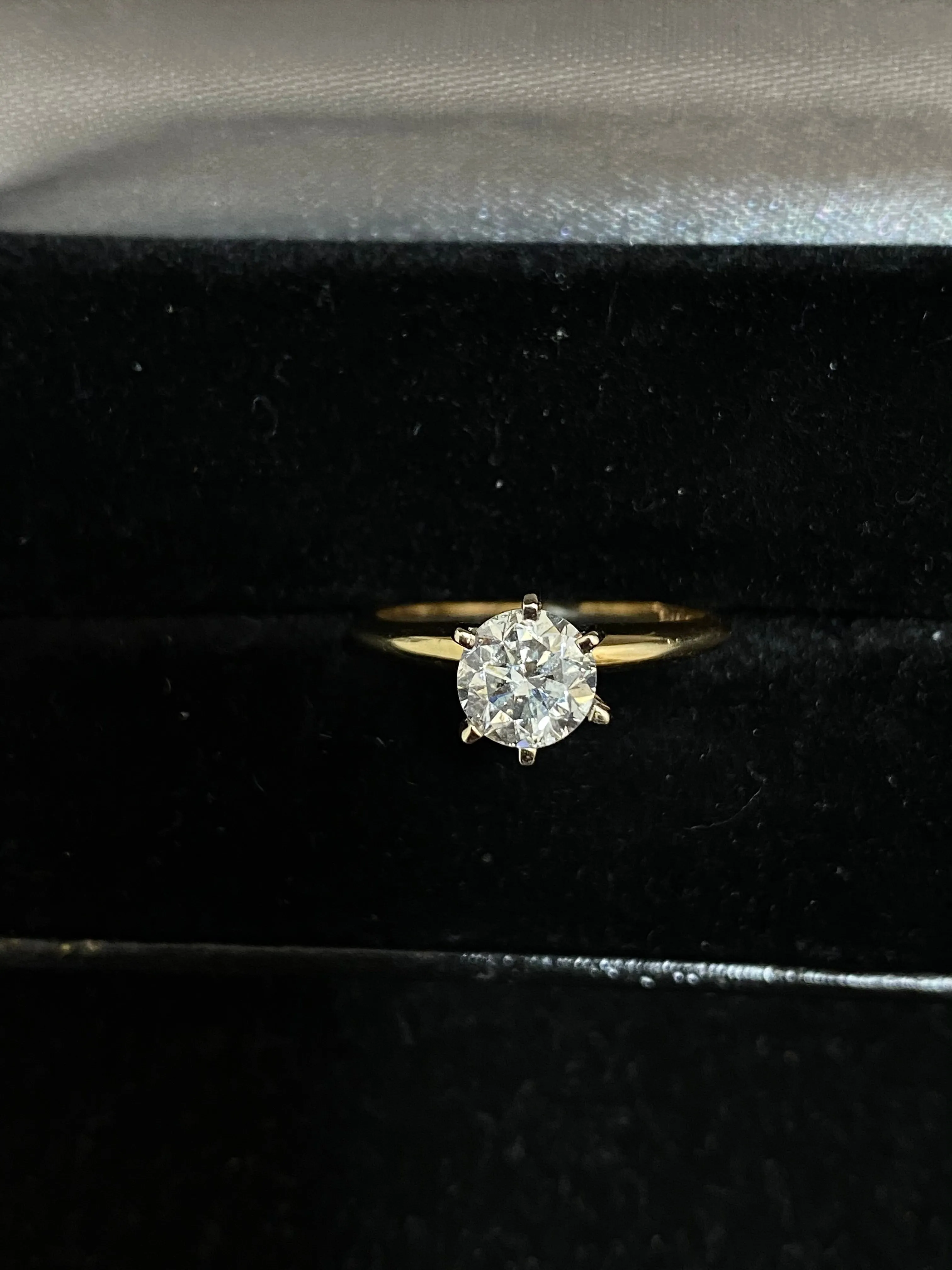 1980's Unique Designer's Solid Yellow Gold Diamond Solitaire Engagement Ring - $10K Appraisal Value w/CoA}
