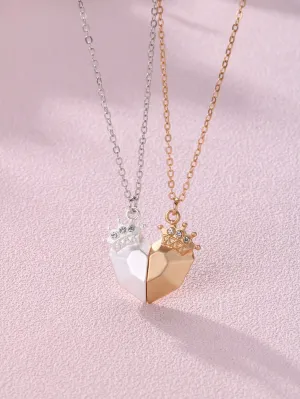 2pcs Classic Zinc Alloy Crown & Heart Shaped & Rhinestone Pendant Necklace Set,