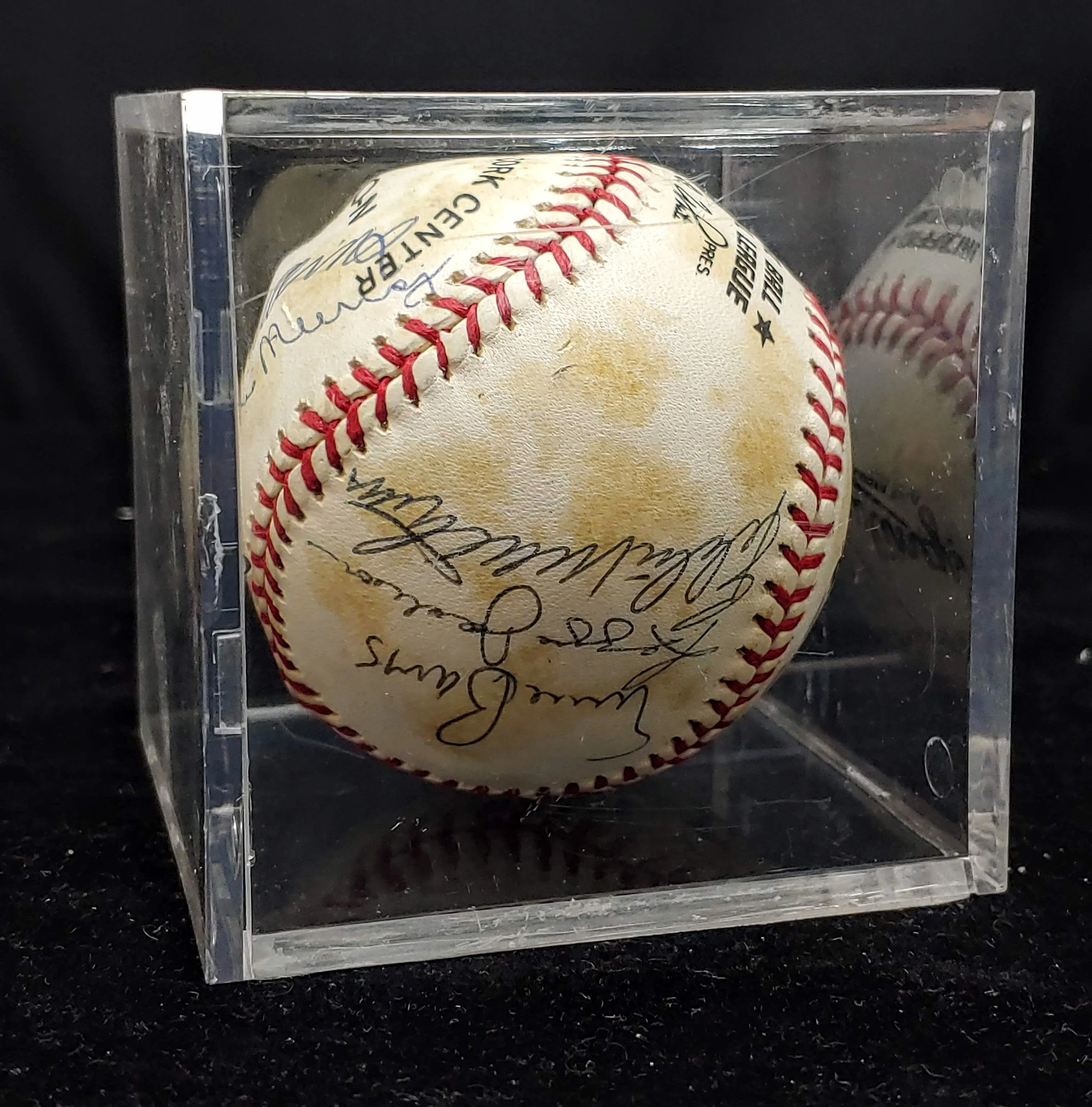 500 Homerun Club 1985 Signed Baseball  - $10K Appraisal Value!