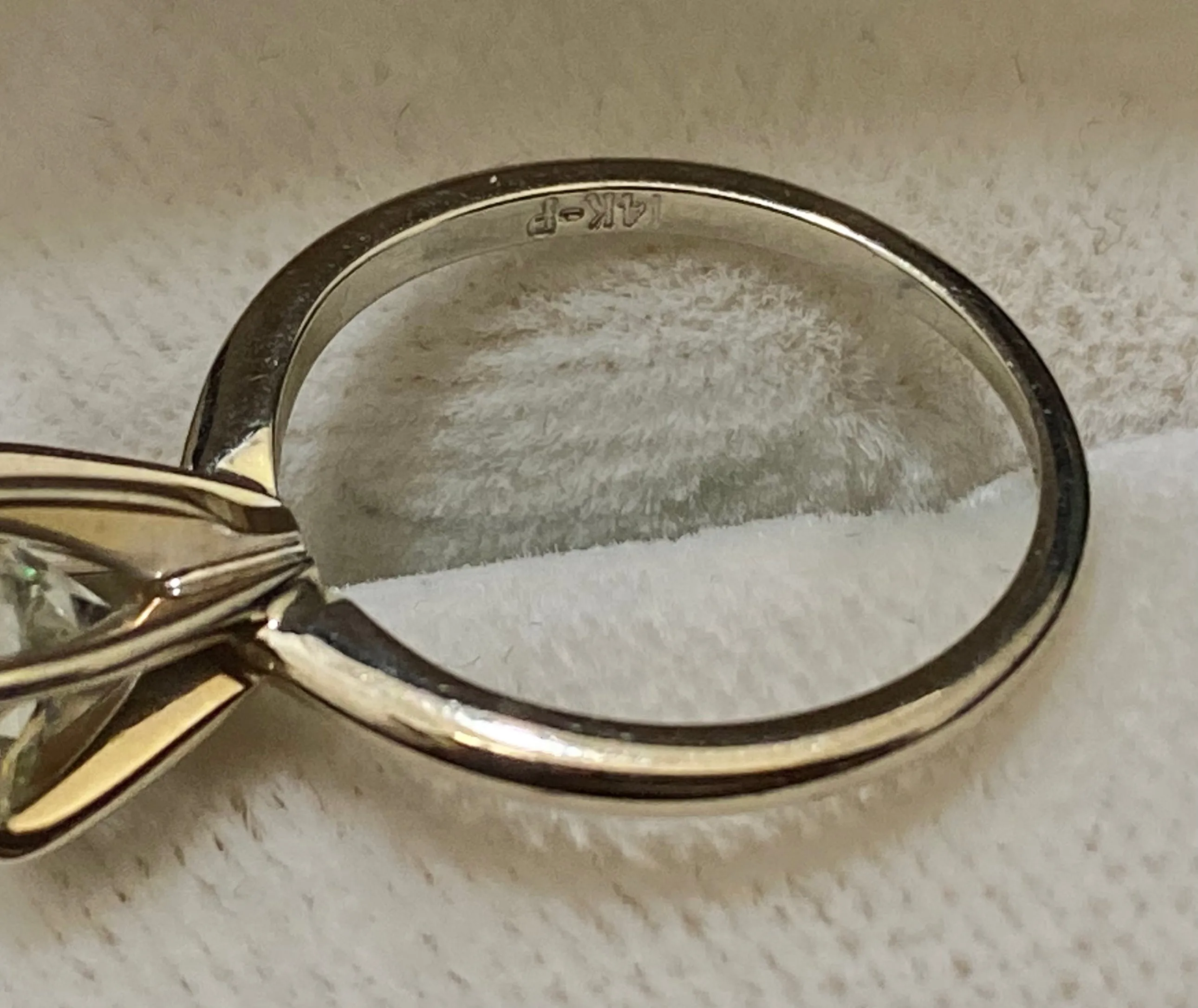 Antique Designer Solid YG Old Mine Diamond Solitaire Engagement Ring - $60K Appraisal Value w/CoA}
