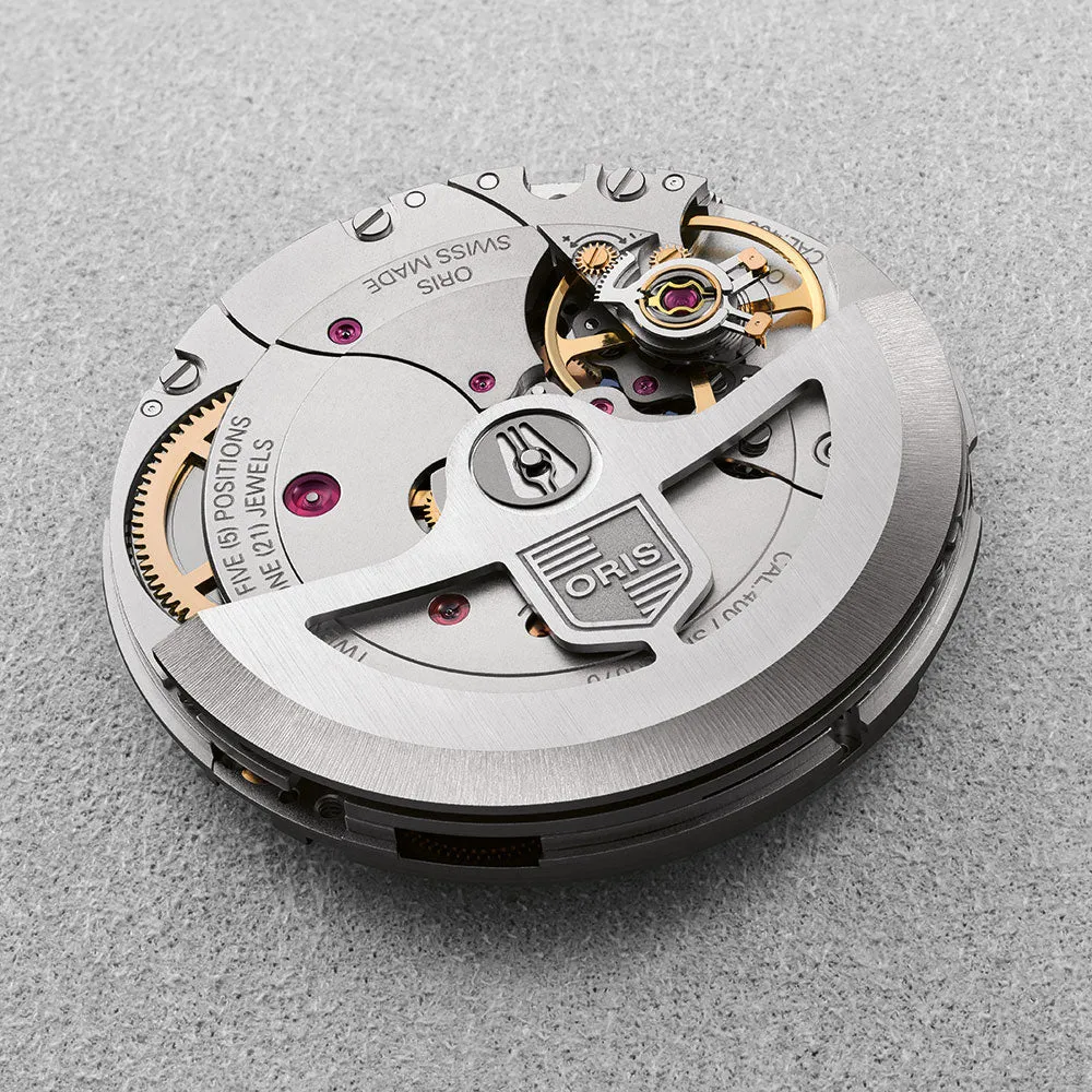 Aquis Date Caliber 400 (41.5mm)