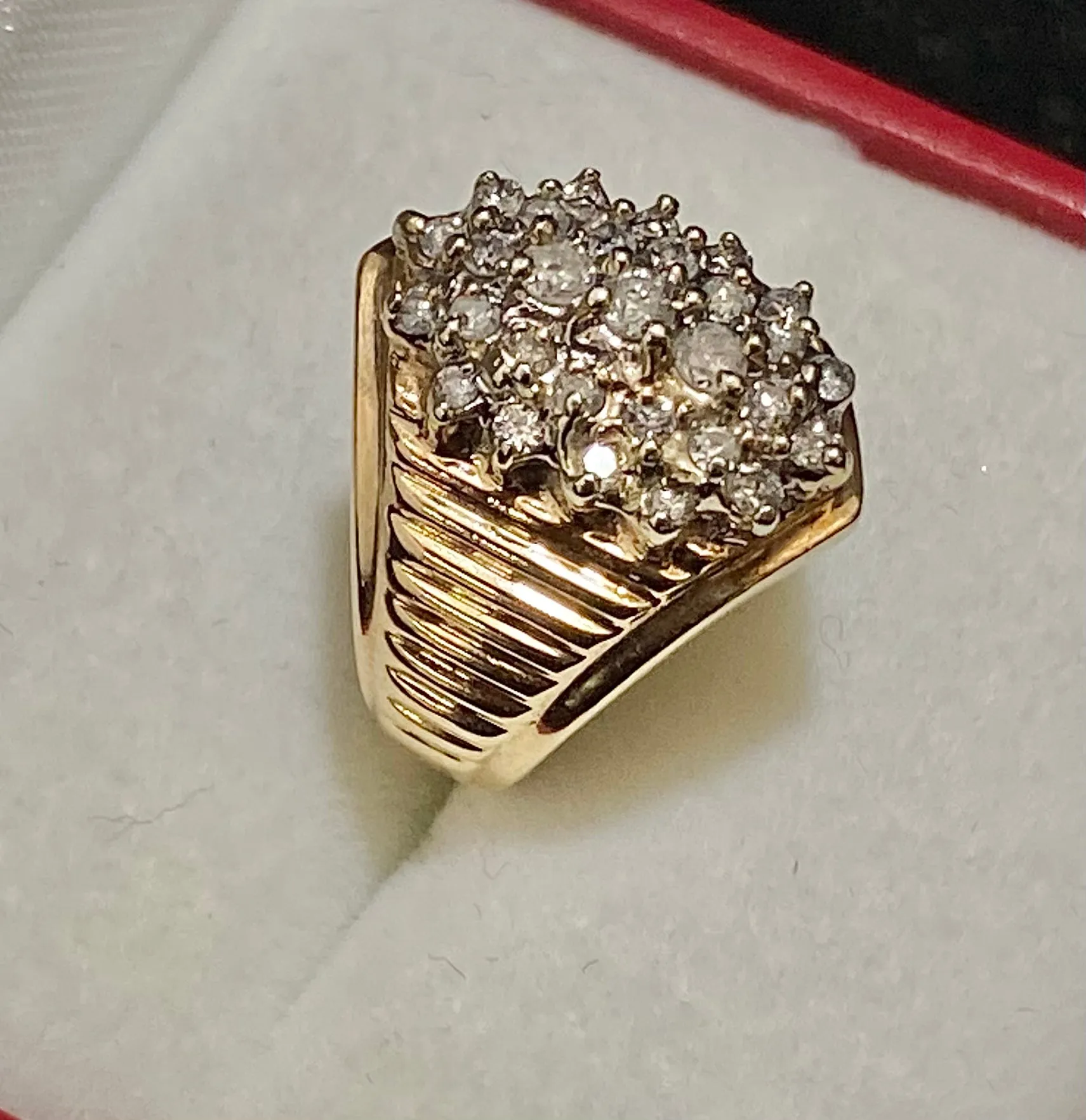 Beautiful Designer Solid Yellow Gold 29-Diamond Cluster Ring - $4K Appraisal Value w/CoA}