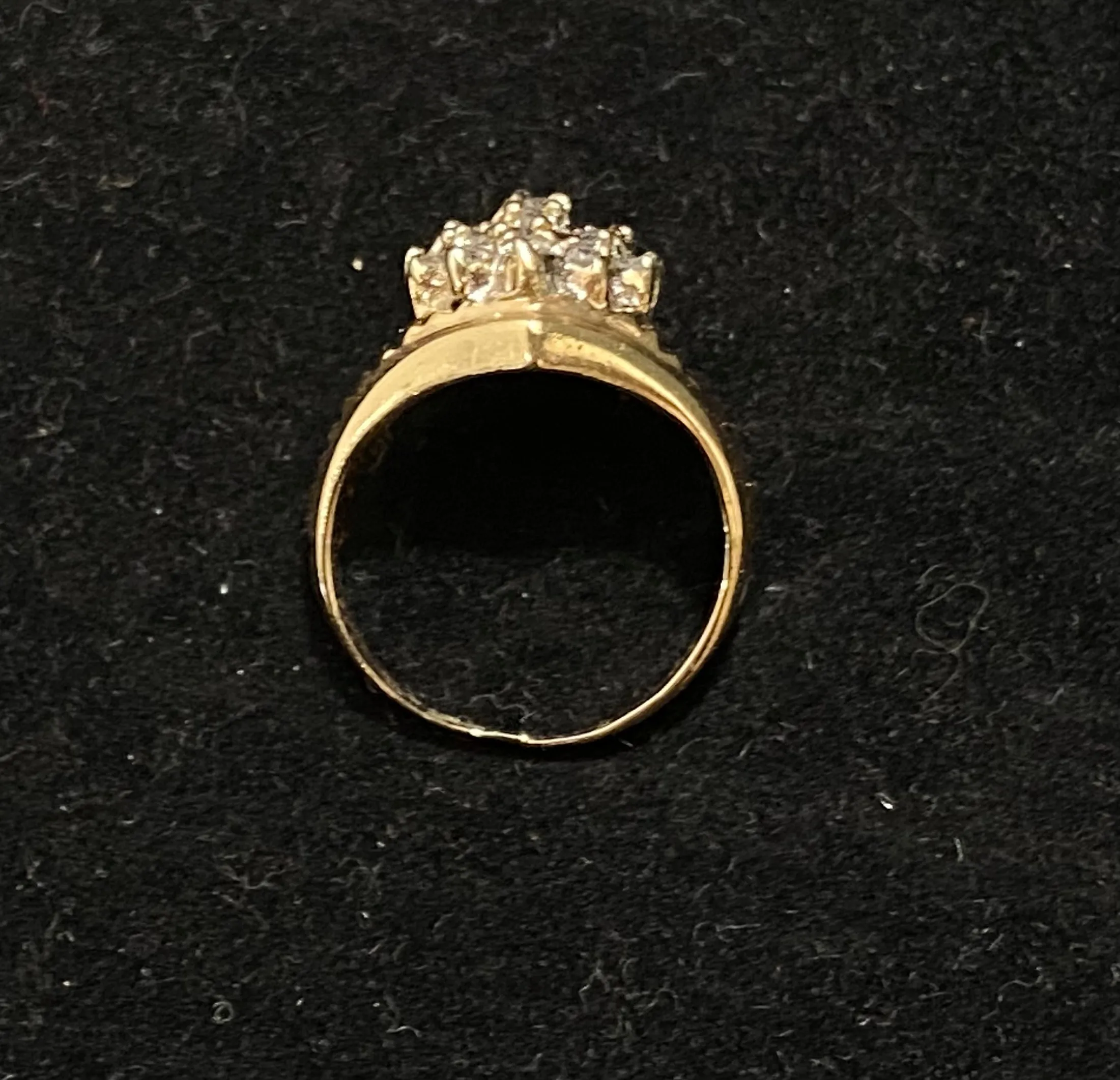 Beautiful Designer Solid Yellow Gold 29-Diamond Cluster Ring - $4K Appraisal Value w/CoA}