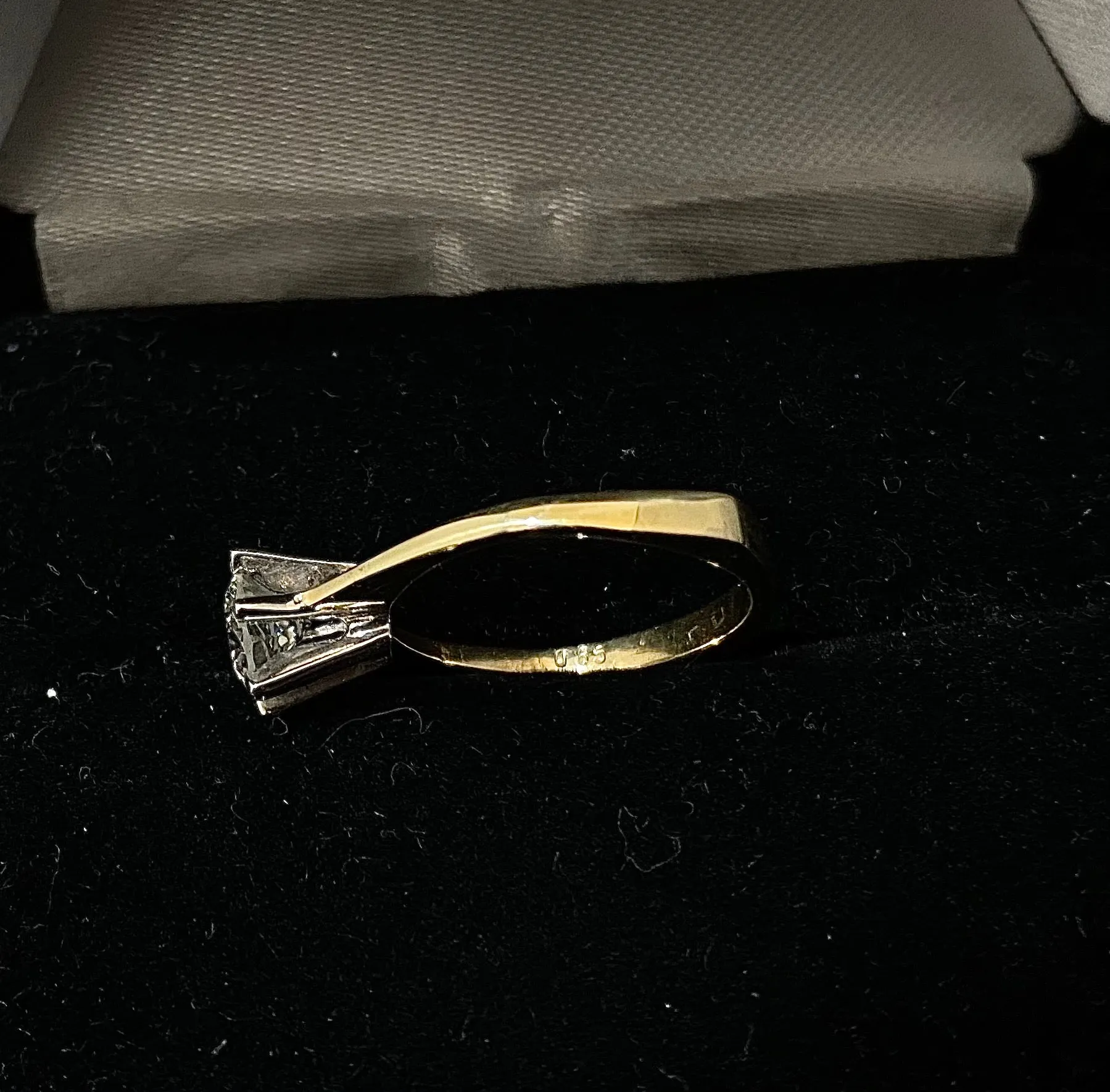 BEAUTIFUL Solid Yellow Gold with Diamond European Shank Engagement Ring - $10K Appraisal Value w/ CoA! }
