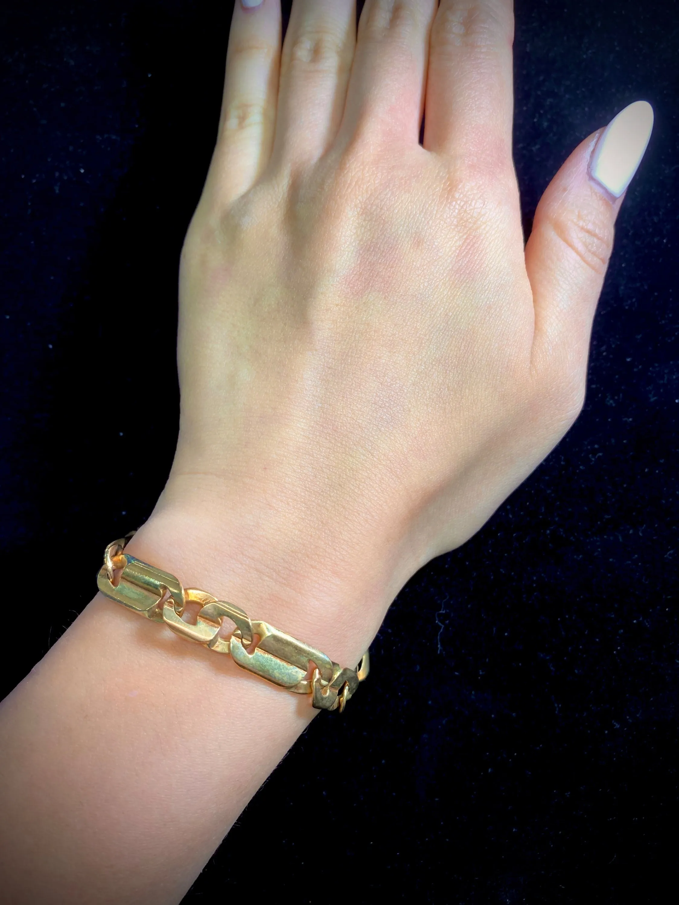 BEAUTIFUL Yellow Gold-tone S-Wave Designer Bracelet - $6K Appraisal Value! }