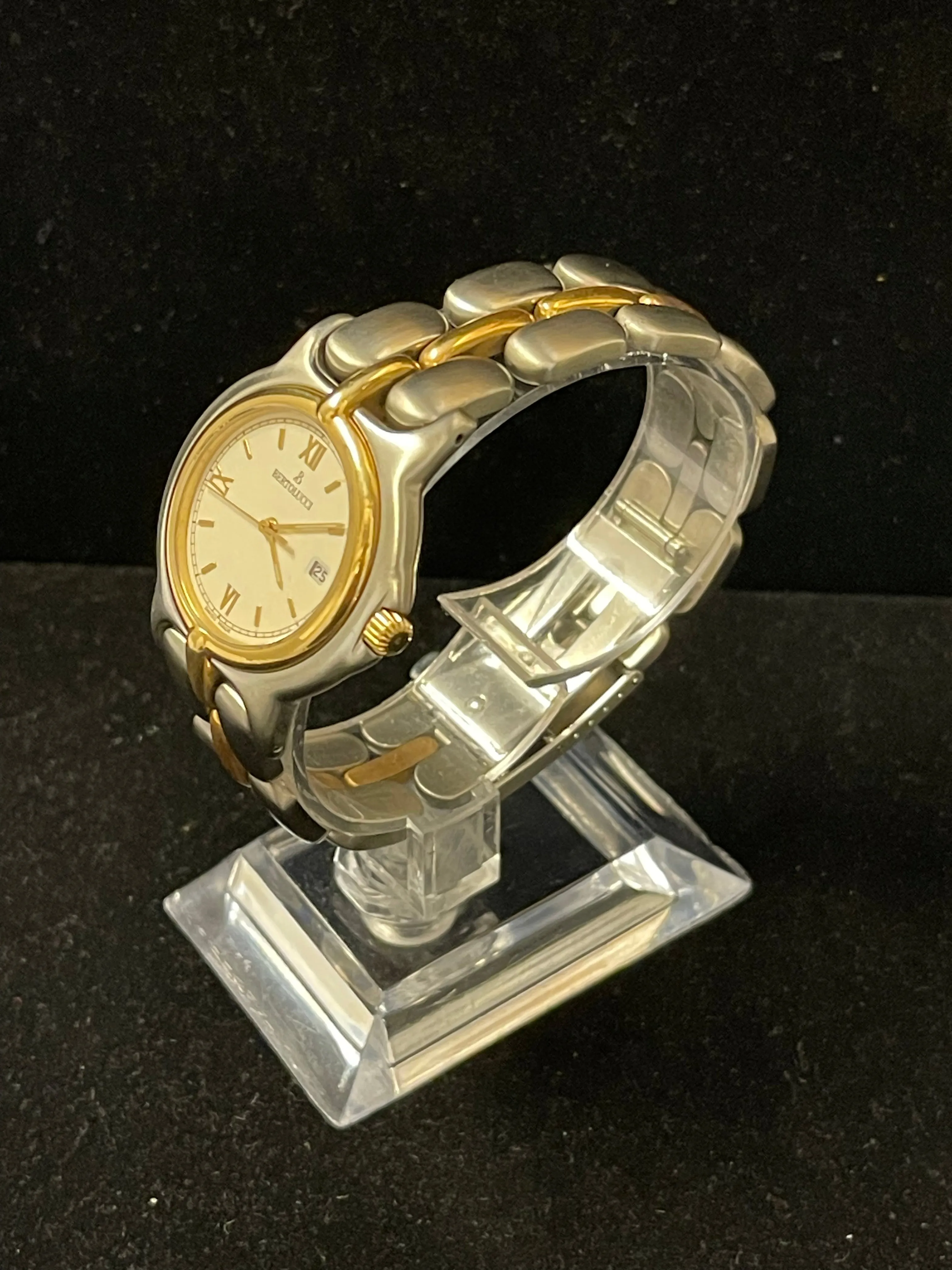Bertolucci Pulchra Mid Size Date Feature SS & YG Men's Watch - $10K APR w/ COA!!