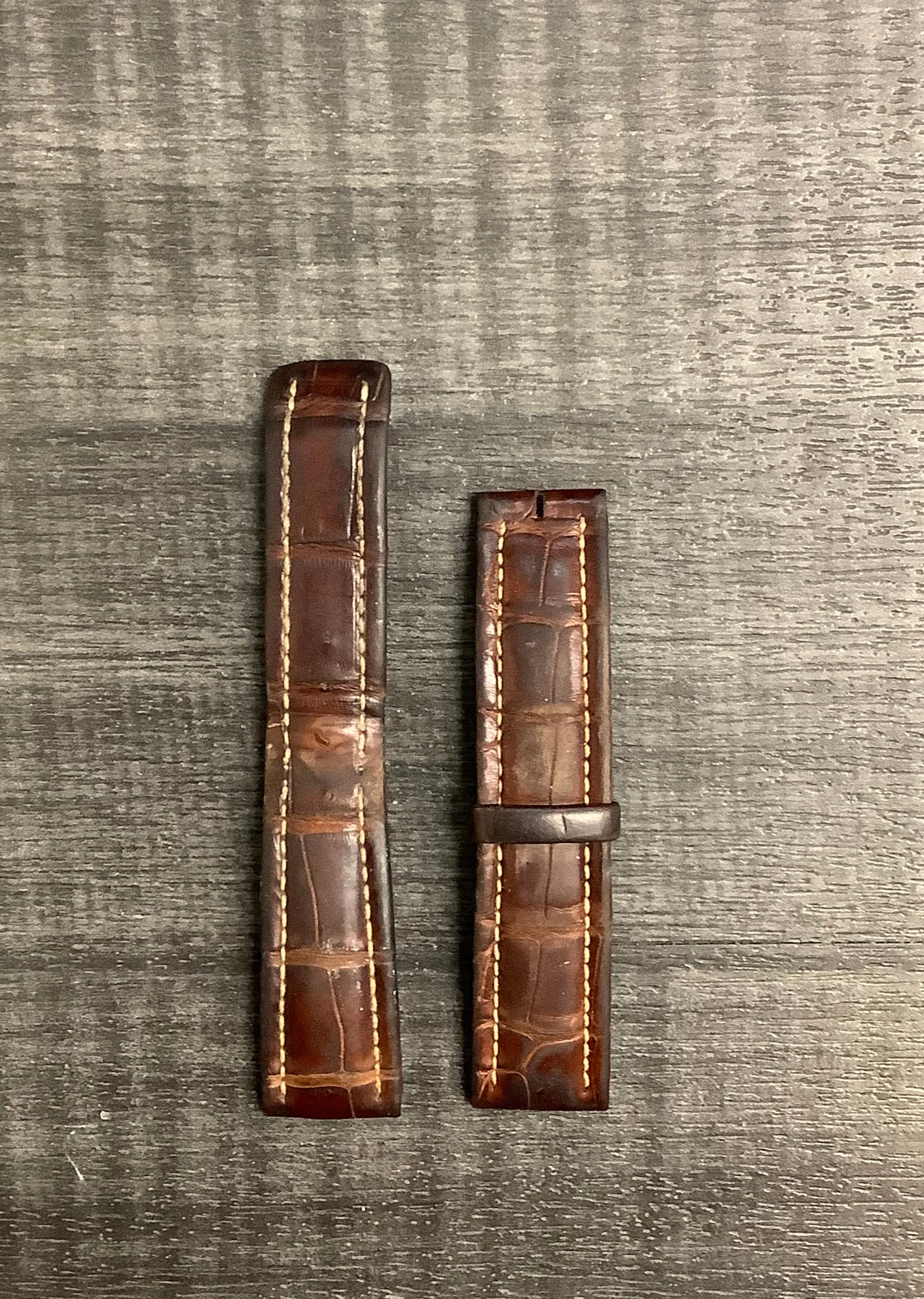 BREITLING Brown Crocodile Padded Watch Strap for Deployment - $600 APR VALUE w/ CoA! ✓