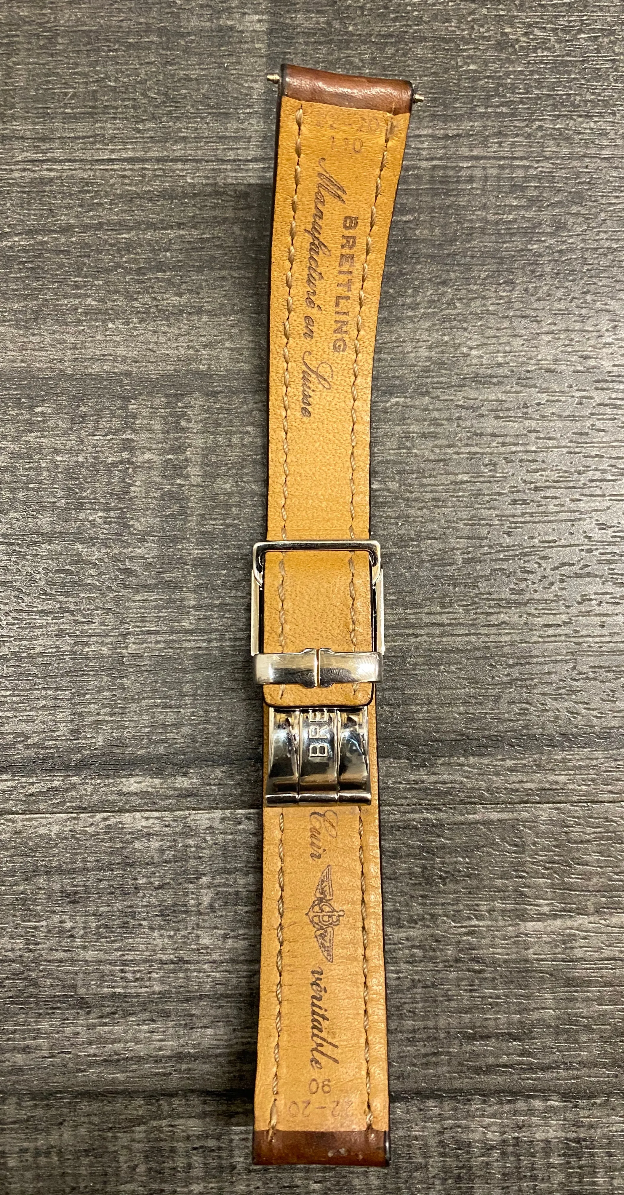BREITLING Brown Padded Crocodile Leather Watch Strap - $600 APR VALUE w/ CoA! ✓