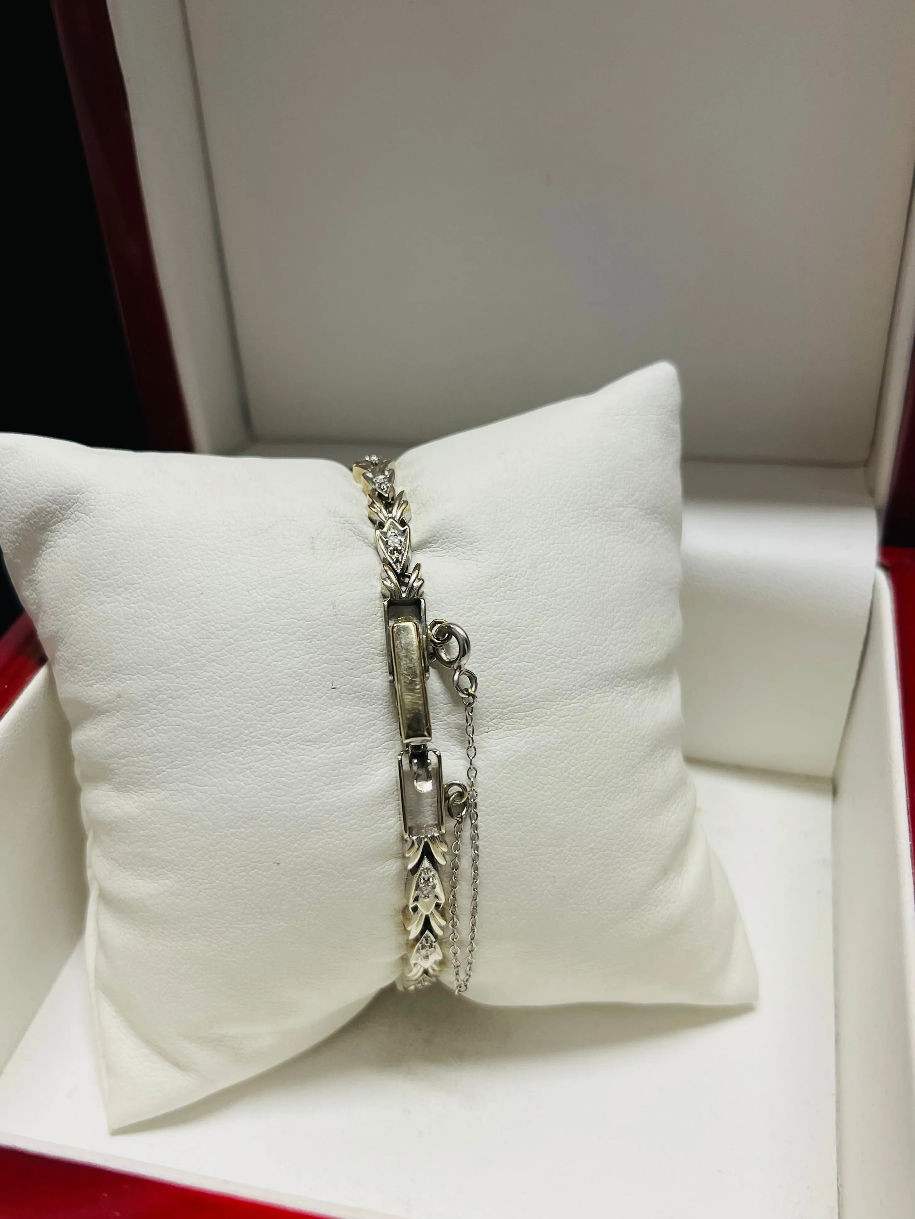 BULOVA RARE VINTAGE LADIES SOLID WHITE GOLD & DIAMONDS WATCH - $25K APR w/ COA!