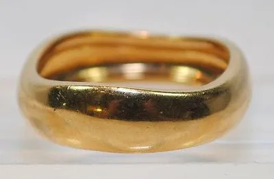 CARTIER 1970s Vintage Wavy Band Ring in 18K Yellow Gold - $15K VALUE