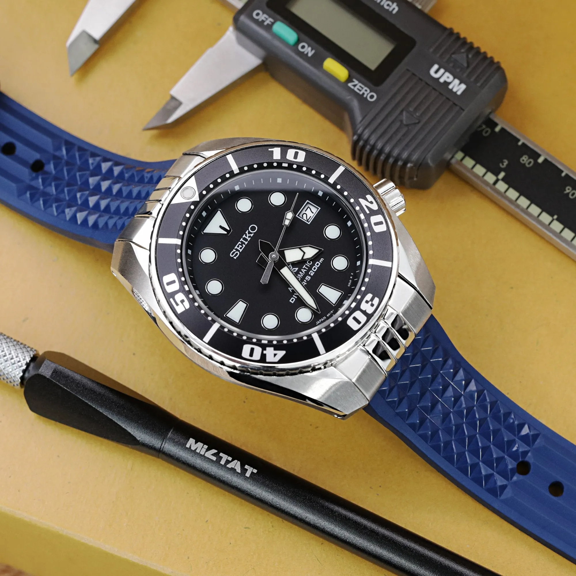 Endlink Plus Chaffle Navy Blue FKM Rubber watch strap compatible with Seiko Sumo SPB103