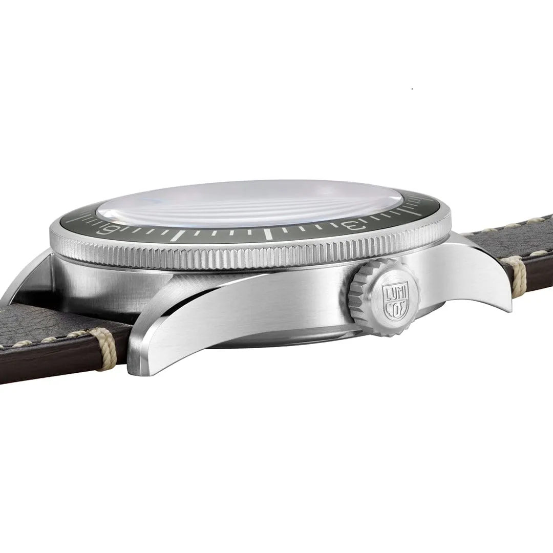 Luminox Automatic XA.9607 CONSTELLATION® Automatic 42 mm Pilot Watch