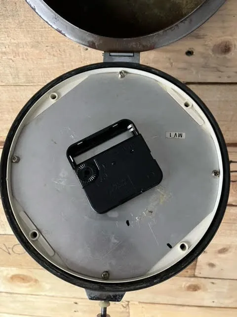 Original Salvaged Seiko Radio Dial ships Clock