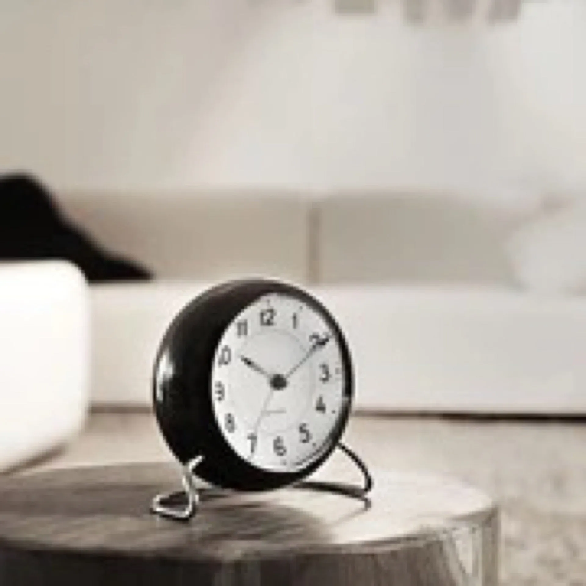 Station Alarm Clock | Arne Jacobsen Watches & Clocks