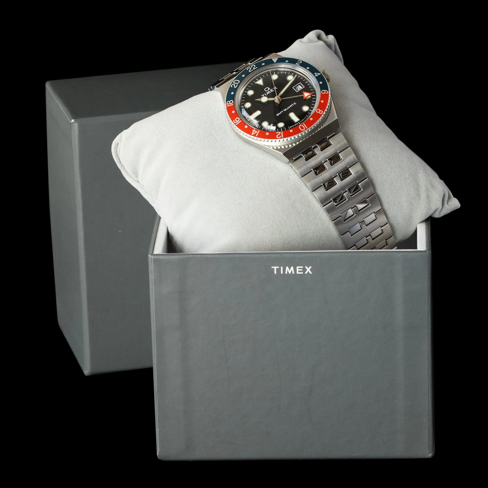 Timex - Q 'Pepsi' GMT TW2V38000