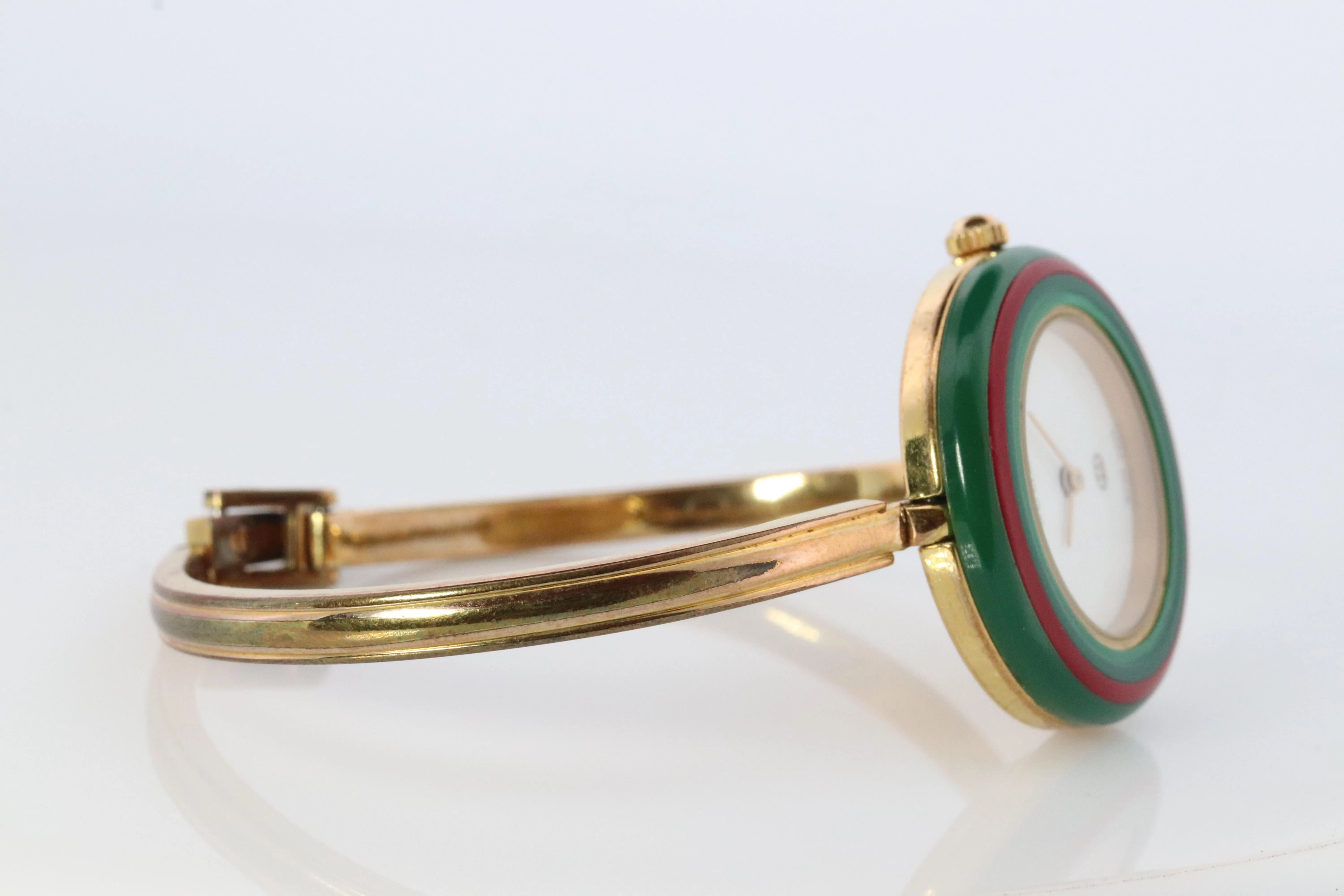 Vintage GUCCI Quartz 11/12  Watch Timepiece. Gucci bangle Ladies watch with BOX