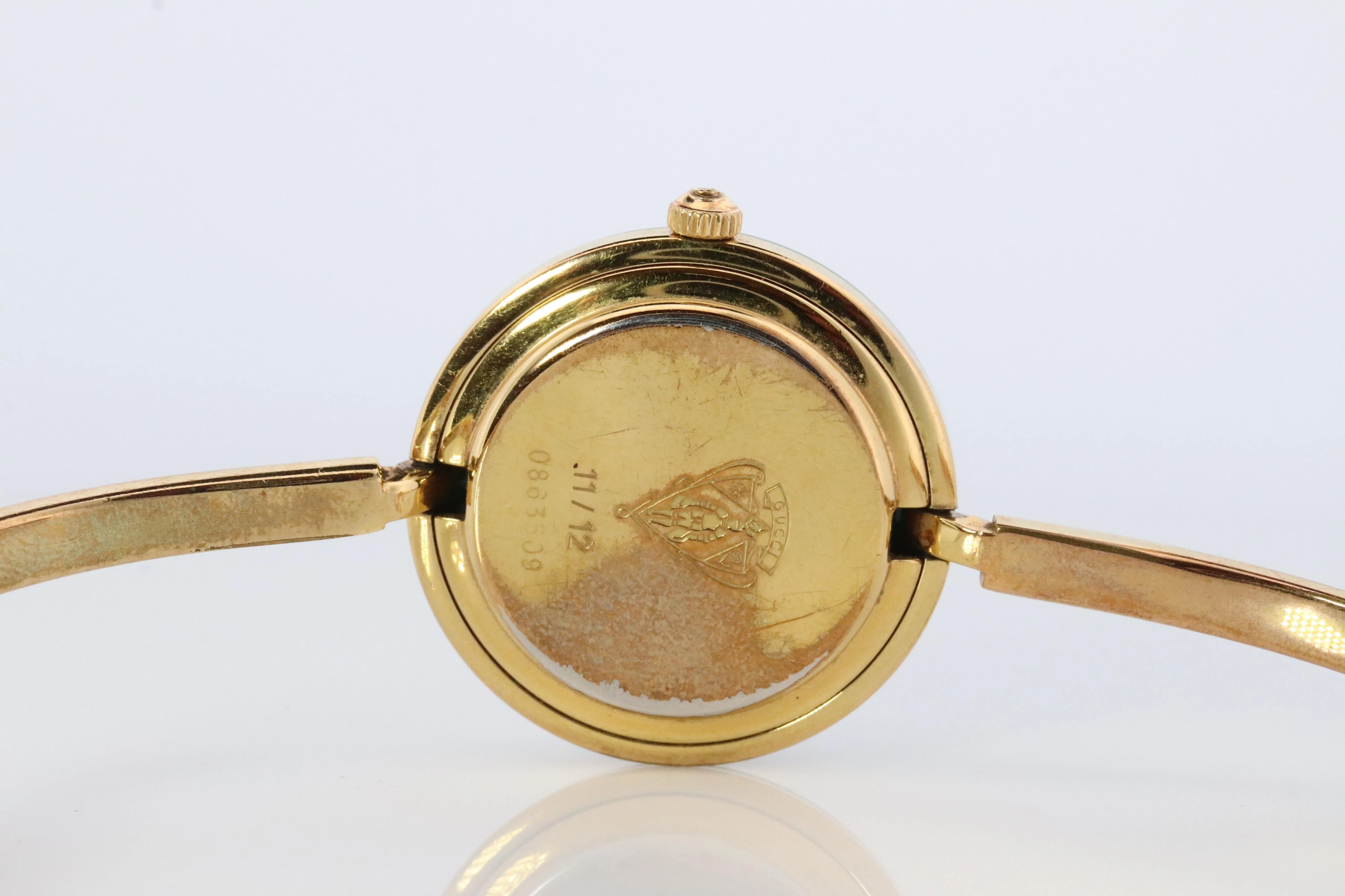 Vintage GUCCI Quartz 11/12  Watch Timepiece. Gucci bangle Ladies watch with BOX